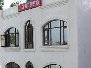 Grand Sultan Hotel Srīnagar Buitenkant foto
